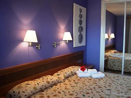 Hotel El Cerrito Playa Cancajos.- BreNa Baja (la Palma)