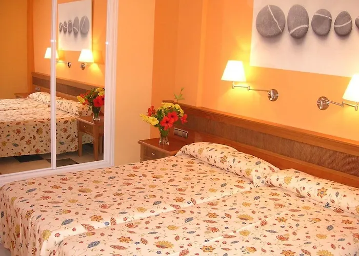 Hotel El Cerrito 3*