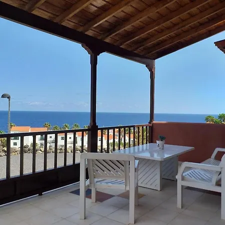 Szálloda El Cerrito Playa Cancajos.- BreNa Baja (la Palma)