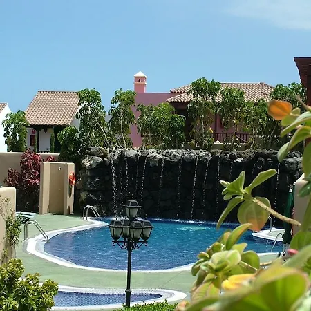 El Cerrito 3*
