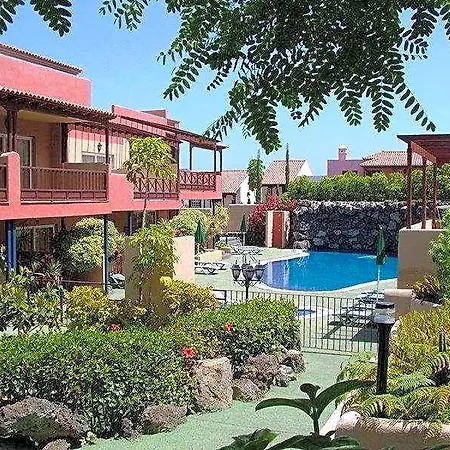 El Cerrito Hotel Playa Cancajos.- BreNa Baja (la Palma)