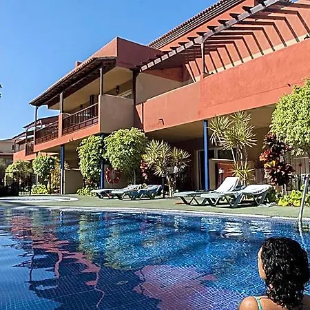 Hotel El Cerrito Playa Cancajos.- BreNa Baja (la Palma)