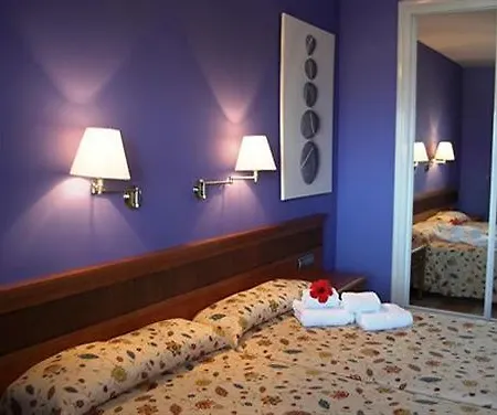 Hotel El Cerrito Playa Cancajos.- BreNa Baja (la Palma)